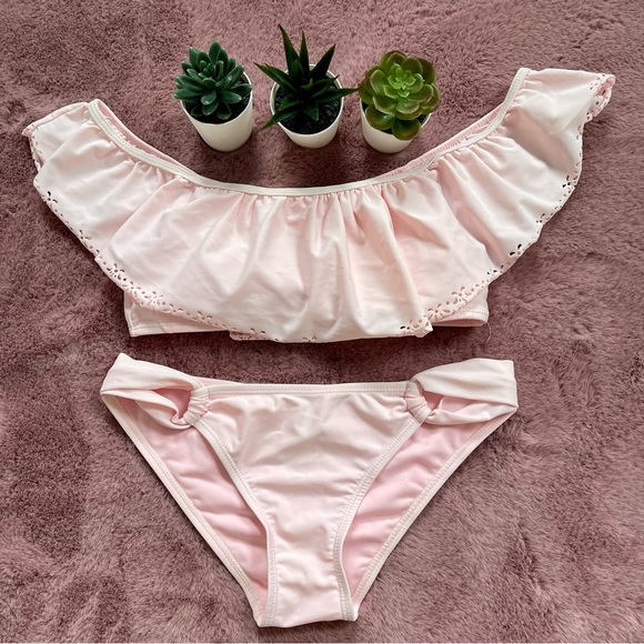 Ardene Off the Shoulder Ruffle Petal Pink Bikini Swim Set (Size Small) - Picture 1 of 4